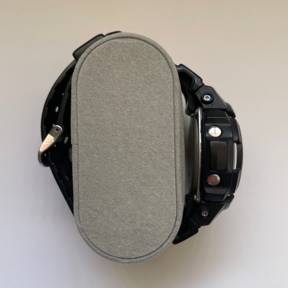 casio G-Shock AWG-101 multi-band Solar Atomic Watch - Picture 4 of 11